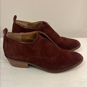 Lucky Brand Women's Suede Ankle Booties in Burgundy